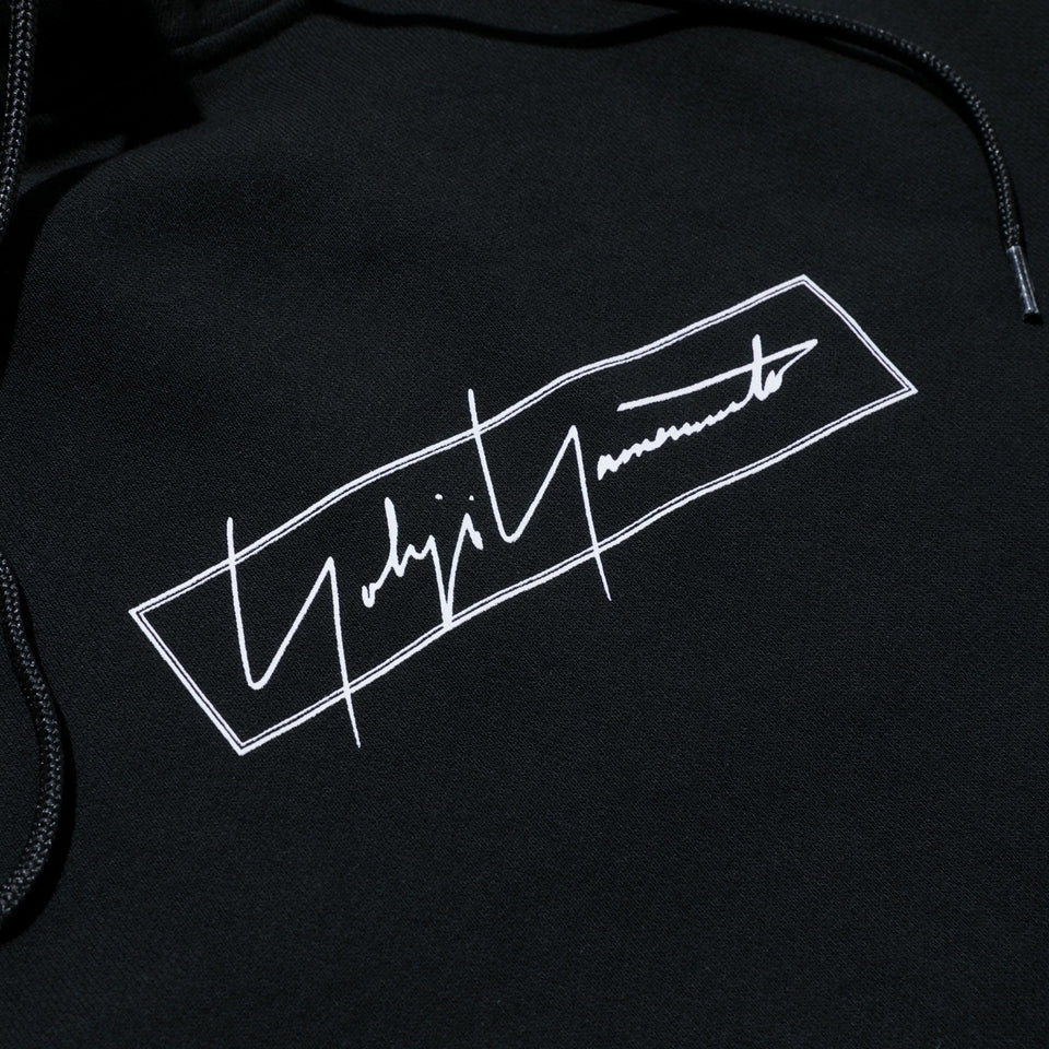 裏毛 プルオーバーフーディー Yohji Yamamoto FW21 ボックスロゴ ブラック - 12863225-S | NEW ERA ニューエラ公式オンラインストア