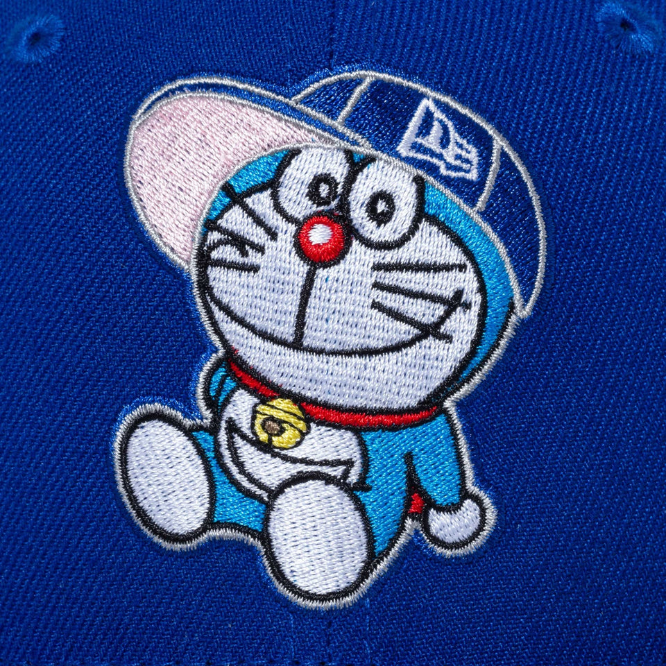 Youth 9FIFTY ドラえもん ライトロイヤル ピンクアンダーバイザー - 13056164-YTH | NEW ERA ニューエラ公式オンラインストア