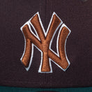 Youth 9FIFTY Beef and Broccoli ニューヨーク・ヤンキース バーントウッド ダークグリーンバイザー - 13762761-YTH | NEW ERA ニューエラ公式オンラインストア