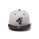 Youth 9FIFTY Classic Logo クラシックロゴ クラシックロゴ ストーン ウォルナットバイザー - 13762776-YTH | NEW ERA ニューエラ公式オンラインストア