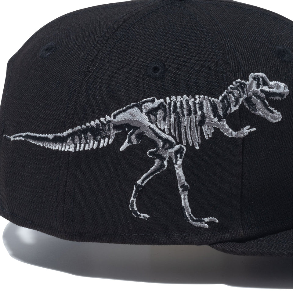 Youth 9FIFTY Dinosaur ティラノサウルス サイド ブラック - 14111878-YTH | NEW ERA ニューエラ公式オンラインストア