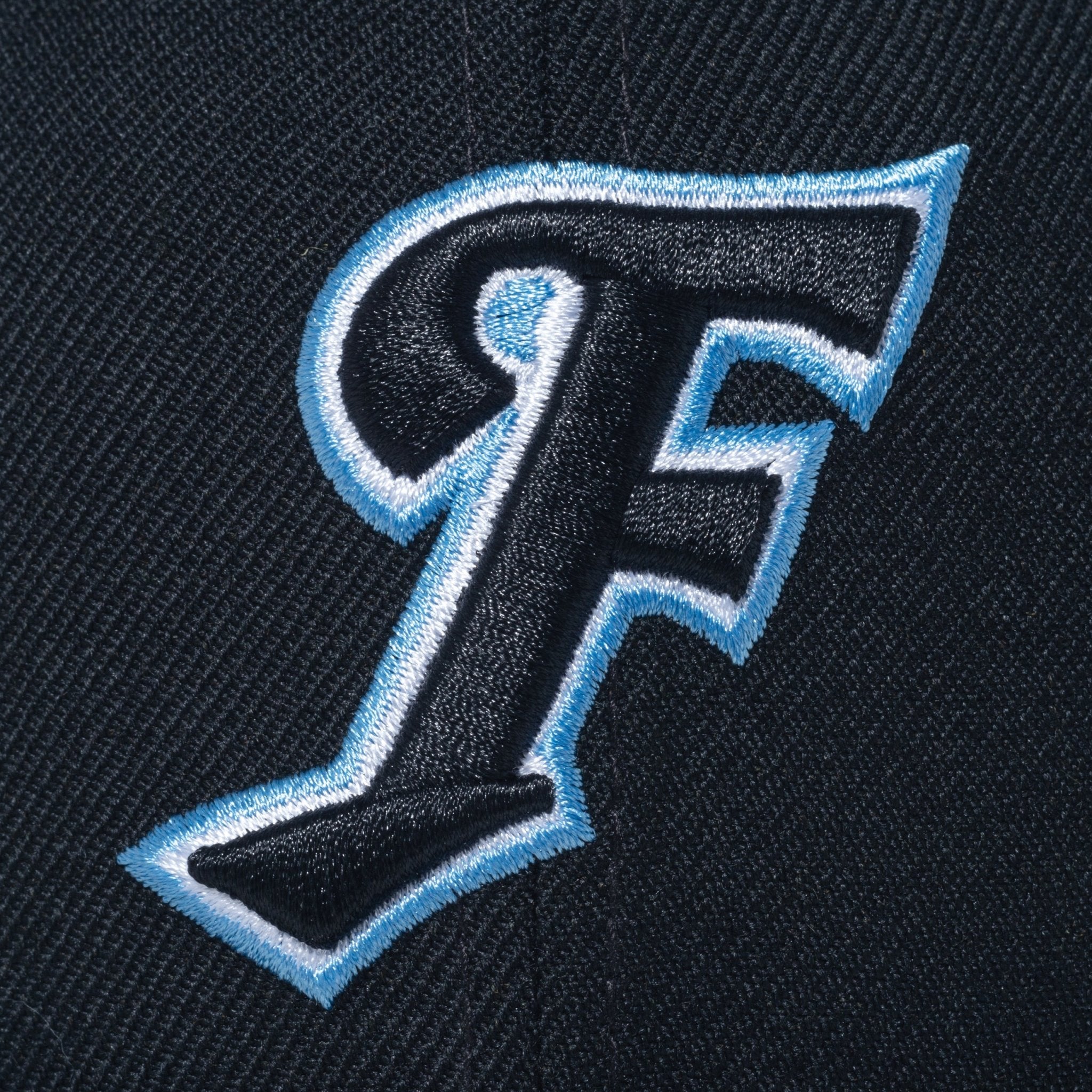 キッズ Youth 9FIFTY 川崎フロンターレ Fロゴ ブラック 4