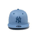 Youth 9FIFTY Nuance Color ニュアンスカラー ニューヨーク・ヤンキース スモーキーブルー - 13517627-YTH | NEW ERA ニューエラ公式オンラインストア