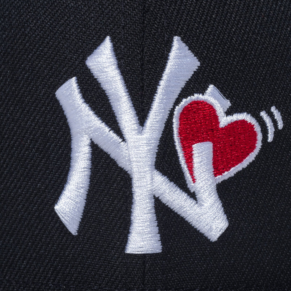 Youth 9FIFTY With Heart ニューヨーク・ヤンキース ブラック - 13327489-YTH | NEW ERA ニューエラ公式オンラインストア