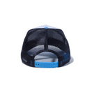 Youth 9FORTY A-Frame トラッカー UCLA スクリプトロゴ ホワイト スカイブルー ネイビー × メリットゴールド マリンブルー - 13529412-YTH | NEW ERA ニューエラ公式オンラインストア