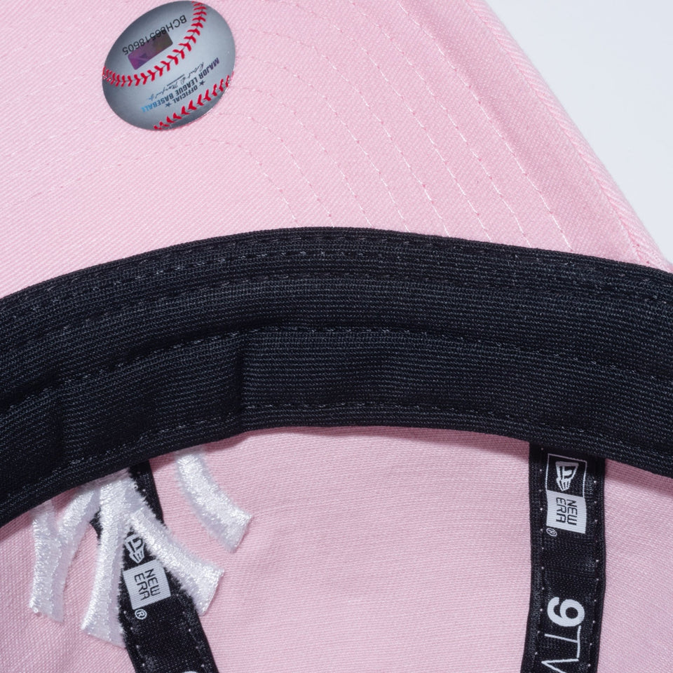 Youth 9TWENTY ウォッシュドコットン ニューヨーク・ヤンキース ピンク × ホワイト ハンドウォッシャブル - 13565796-YTH | NEW ERA ニューエラ公式オンラインストア