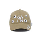 Youth 9TWENTY MLB Flower Embroidery ニューヨーク・ヤンキース カーキ - 13762817-YTH | NEW ERA ニューエラ公式オンラインストア