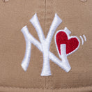 Youth 9TWENTY With Heart ニューヨーク・ヤンキース カーキ - 13327524-YTH | NEW ERA ニューエラ公式オンラインストア