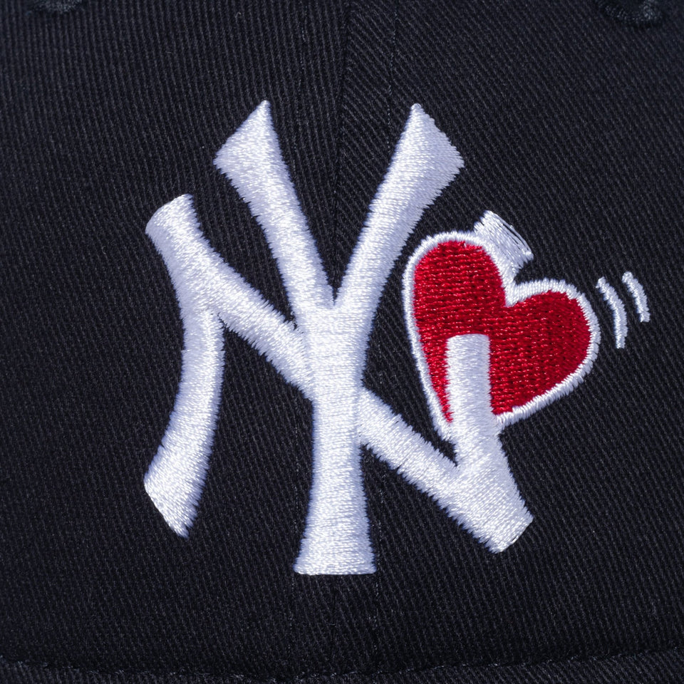 Youth 9TWENTY With Heart ニューヨーク・ヤンキース ブラック - 13327525-YTH | NEW ERA ニューエラ公式オンラインストア